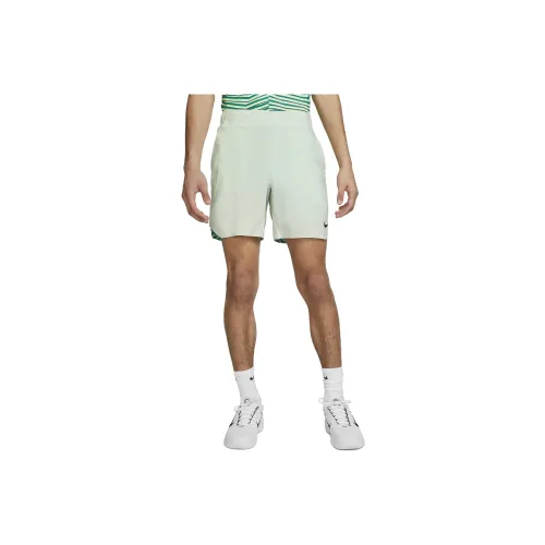 Nike Sports Shorts Men Strained Green