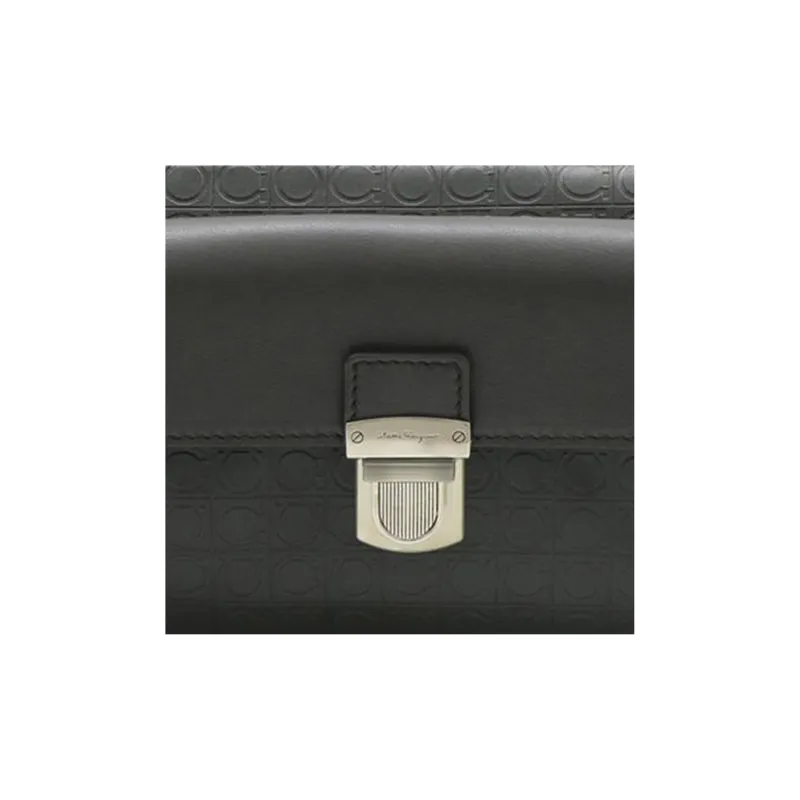 FERRAGAMO Leather Clutch Regular Women's Black-4