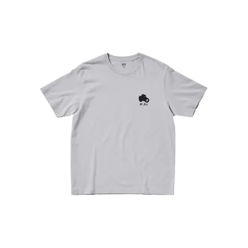 UNIQLO X THE BRANDS CAMERA CO-BRANDED SERIES T-Shirts Unisex Gray