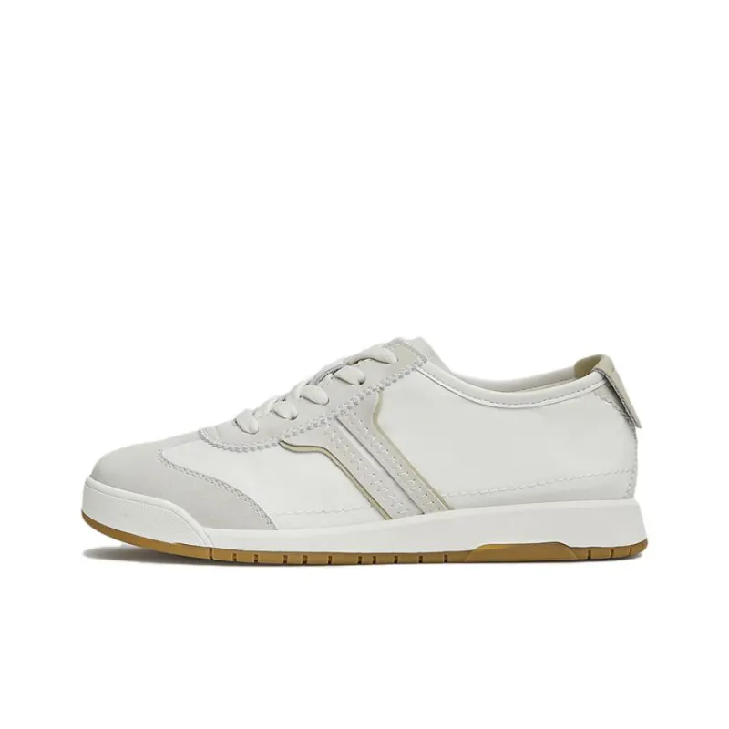 Tata Stylish Skateboarding Shoes Women's-0