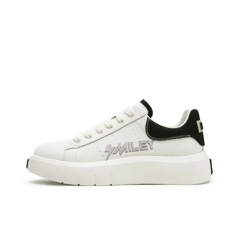 SMILEY Skateboard Shoes Men Low Top White Black-0