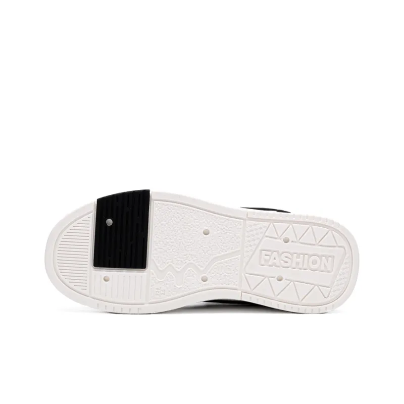 Warrior Low Top Skateboard Shoes Unisex Black White-4