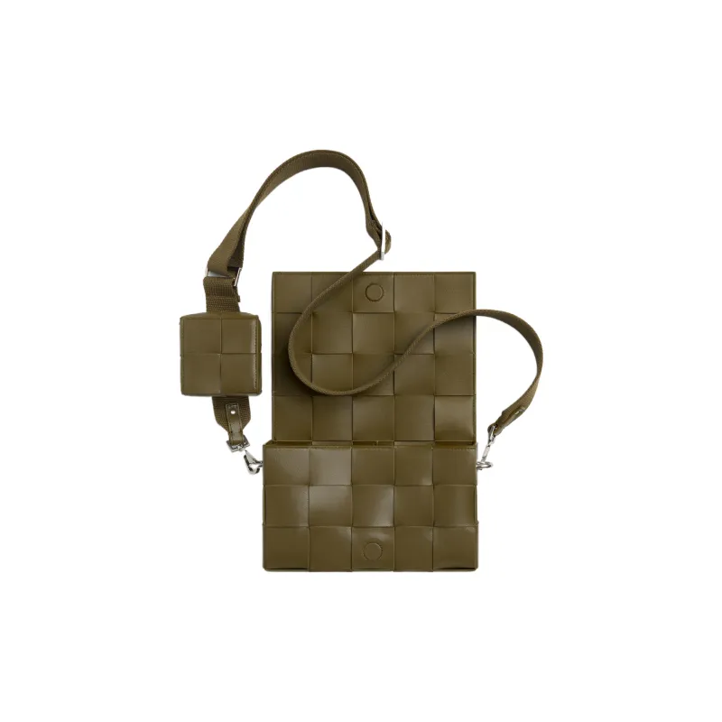 Bottega Veneta Medium Cassette With Versatile Strap Intreccio Mud-3