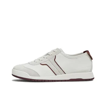 Tata Stylish Skateboarding Shoes Women's