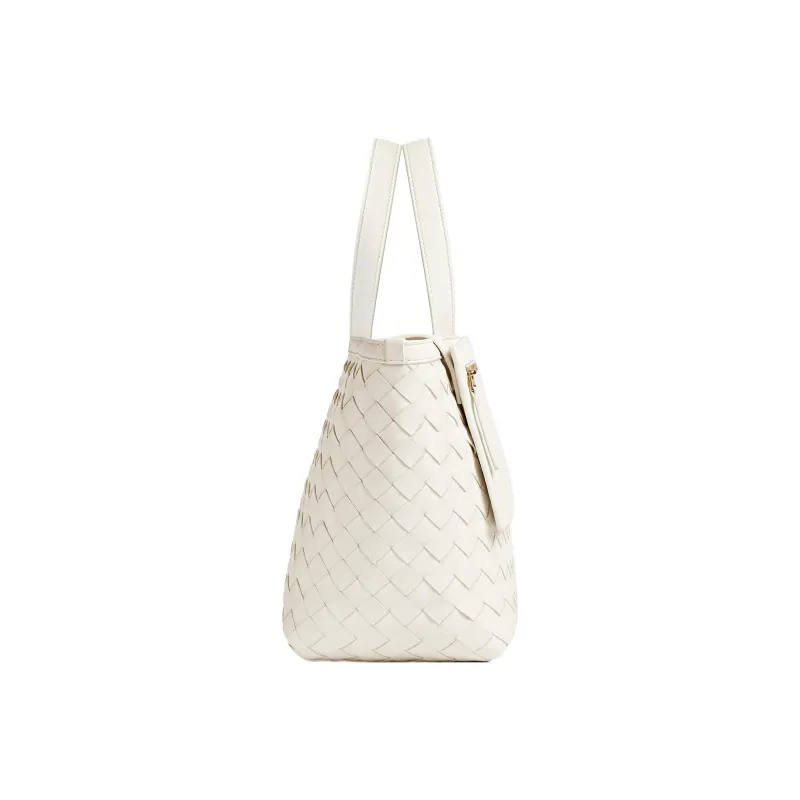 Bottega Veneta Handbags-1