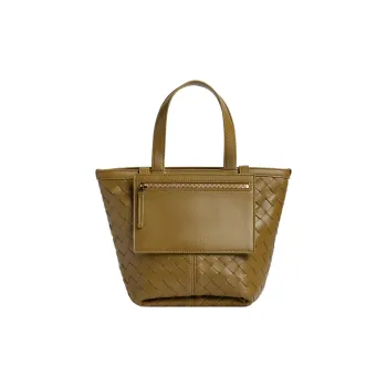 Bottega Veneta Sheepskin Handbag Trumpets Women's Acorn