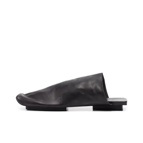 UMA WANG Square-toe Flat Mules