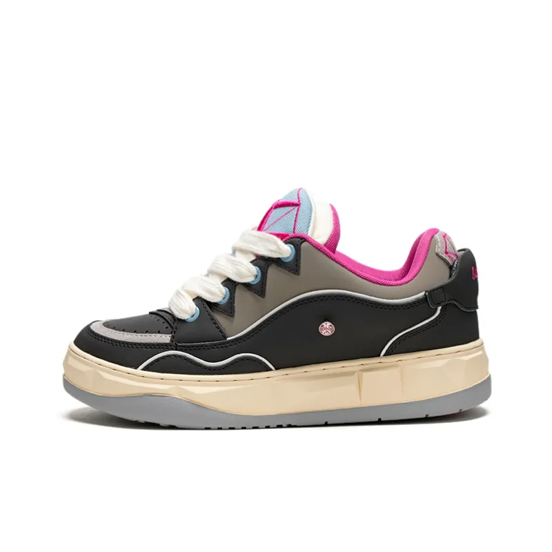 Ruby Scott Skateboard Shoes Unisex Low Top Black/Pink-2
