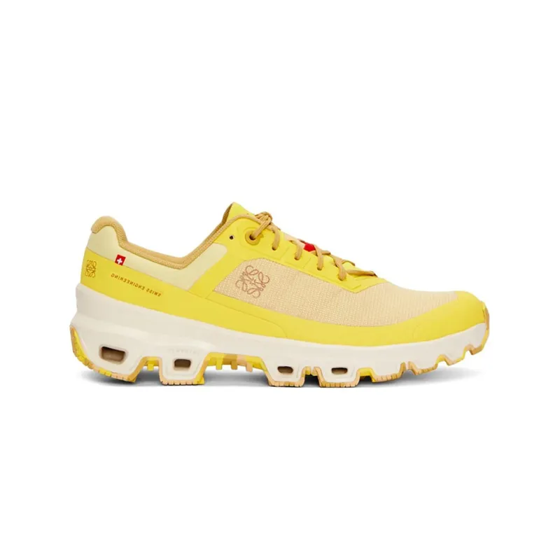 On x LOEWE Cloudventure Shock Absorbers Low Top Sports Casual Shoes Women's Light Yellow-1