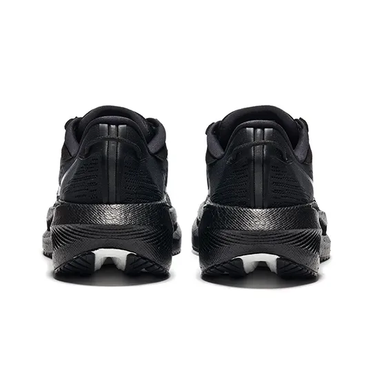 saucony Women's Triumph 21 'Triple Black'-3