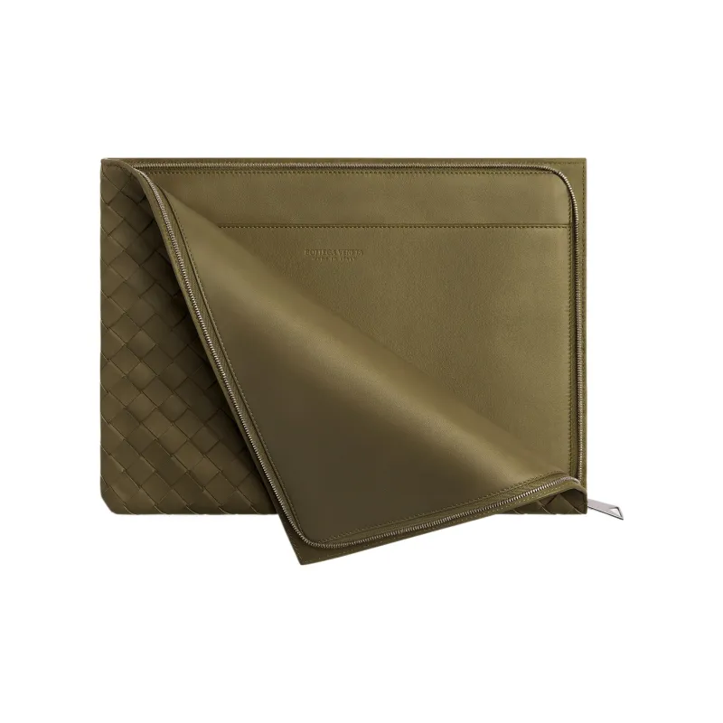 Bottega Veneta Clutches-1