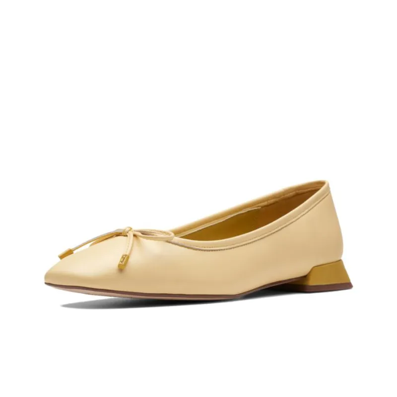 Clarks Casual Single Shoes Women's Yellow-1