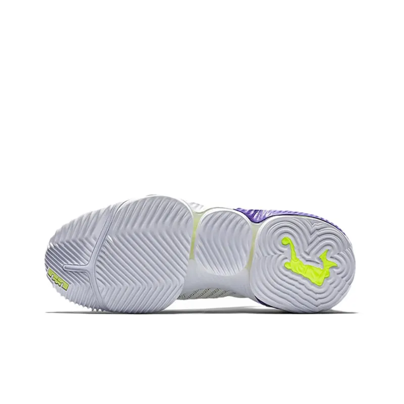 Nike Lebron 16 Ep 'Buzz Lightyear'-5
