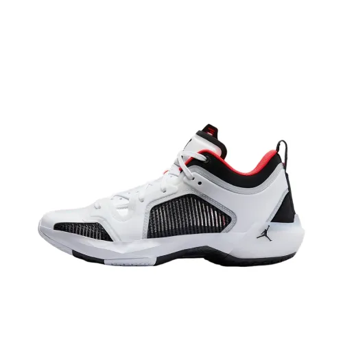 Jordan 37 Low Siren Red