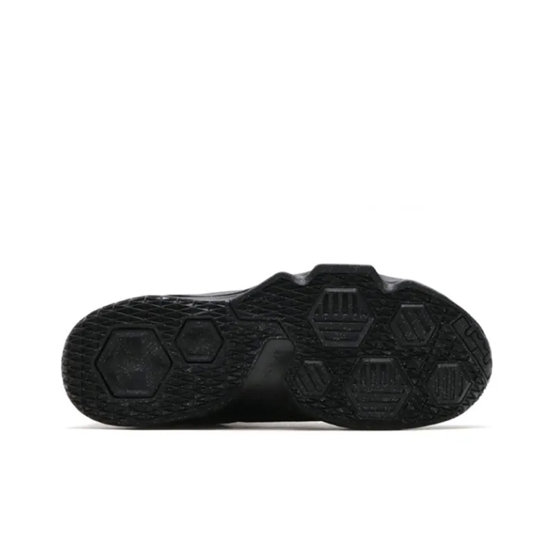 Nike LeBron 13 Low Ep 'Black'-5