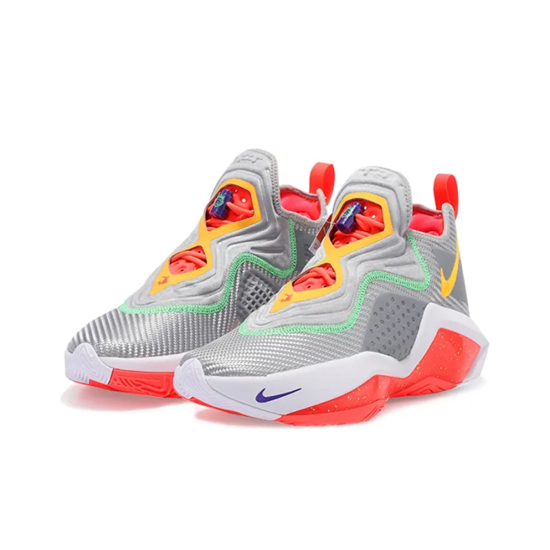 Nike LeBron Soldier 14 Hare-1