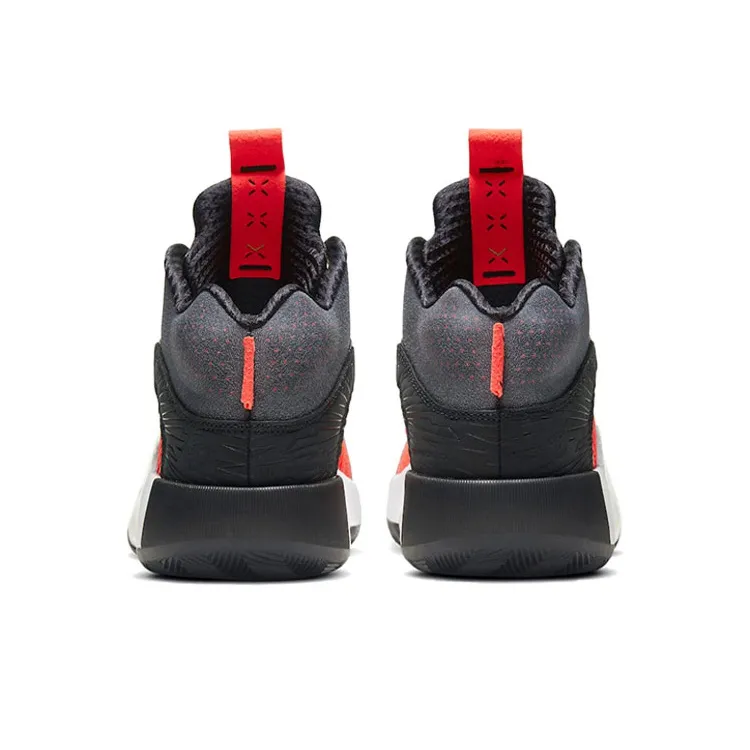Jordan Xxxv Titan-4