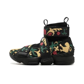 Nike LeBron 15 Lifestyle Kith King's Crown