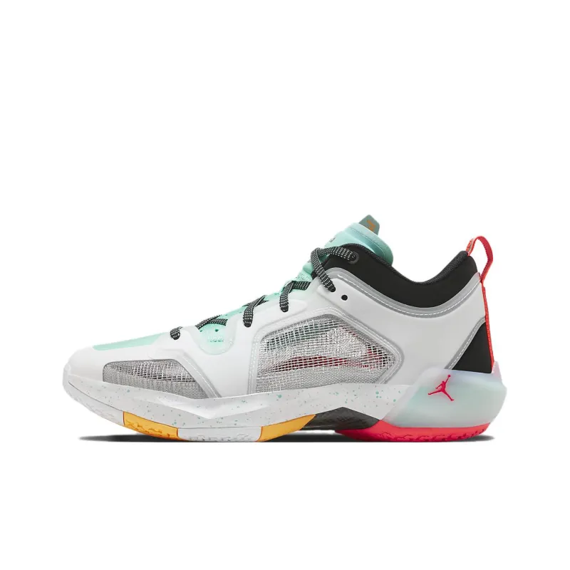 JORDAN Air JORDAN 37 Basketball Shoes Unisex Low Top White/Green-0