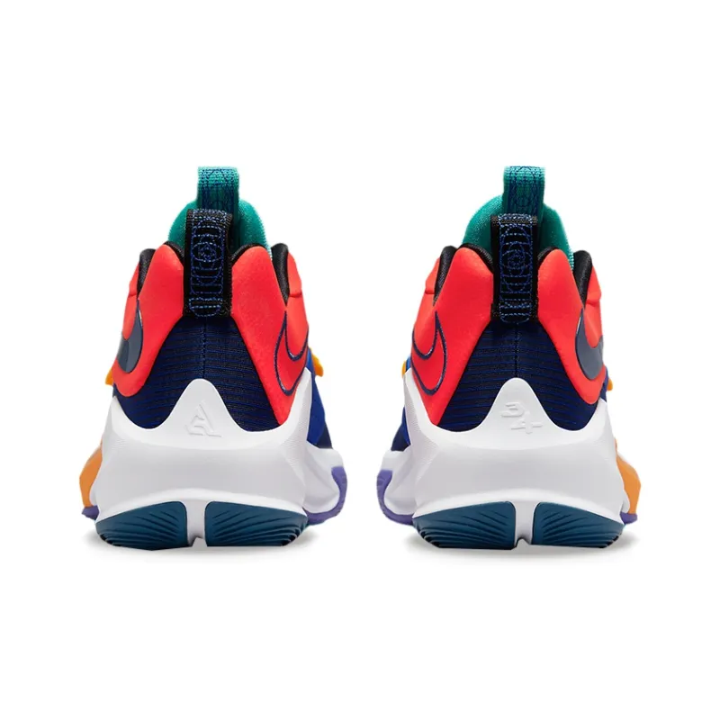 Nike Zoom Freak 3 'AntetokounBros'-4