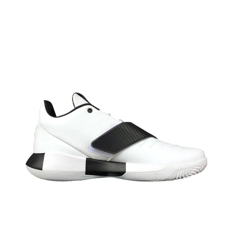 JORDAN CP3.XI Tb 'White Black'-1