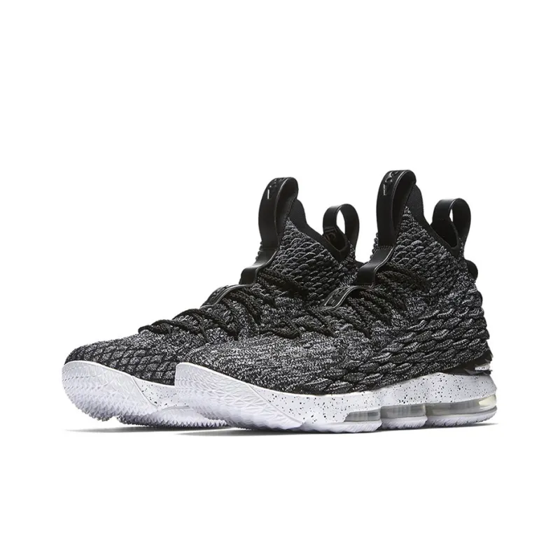 Nike LeBron 15 Ep 'Ashes'-1