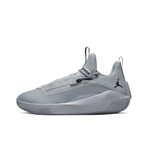 Jordan Jumpman Hustle Basketball Shoes Men Low-Top Gray