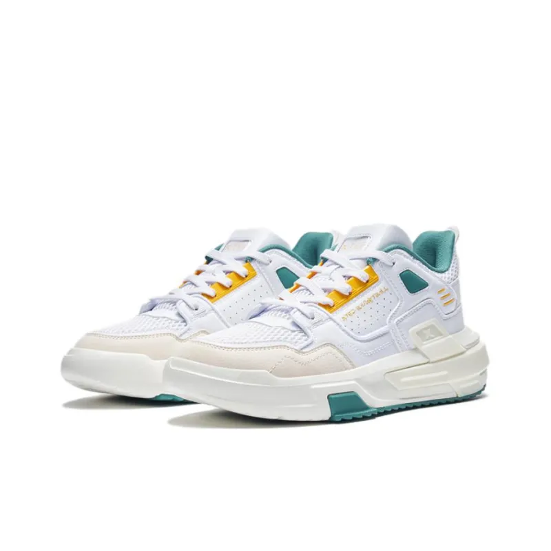 XTEP Domination Anti Slip Wear Resistant Low Top Basketball Shoes Men's White Yellow Green-1