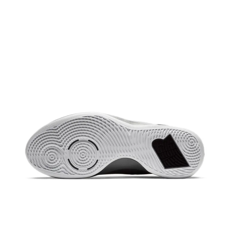Nike Air Versitile 3 Black Metallic Gold-3