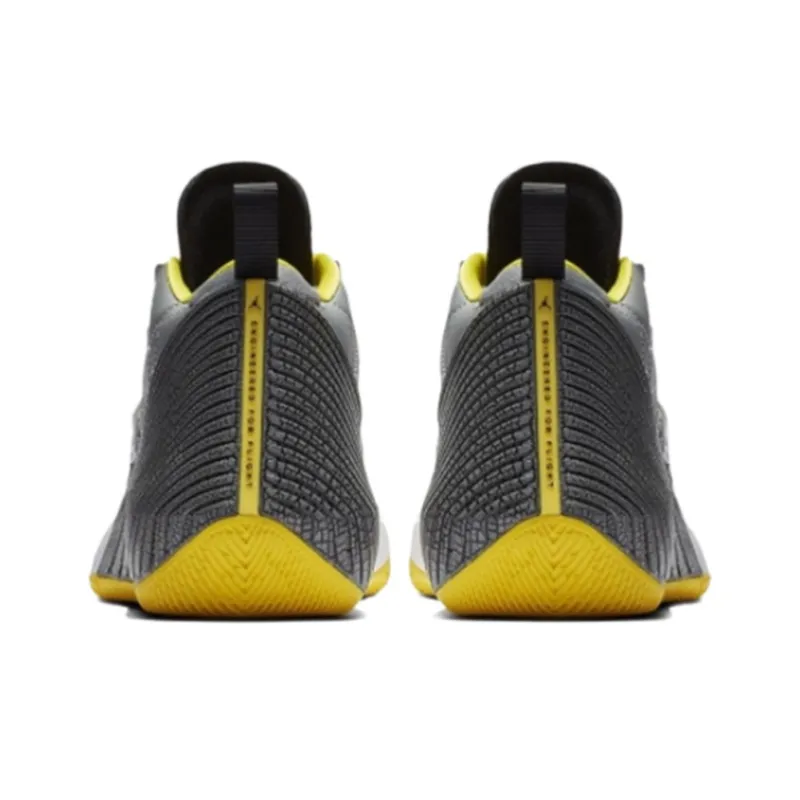 JORDAN Why Not Zer0.1 Chaos White-3