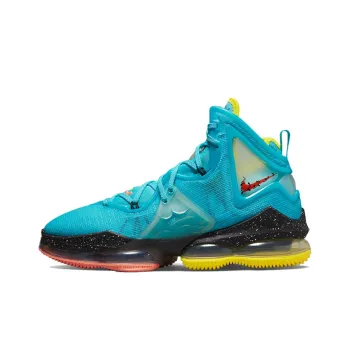 Nike LeBron 19 Christmas