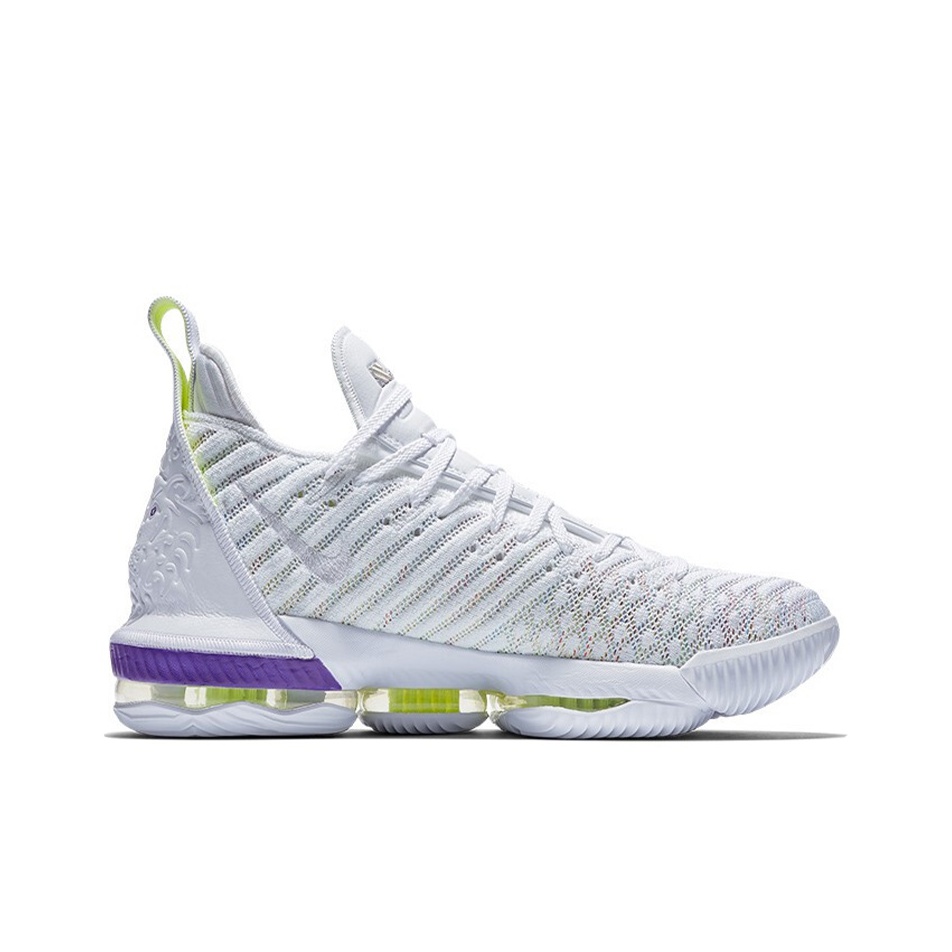 Nike LeBron 16 Buzz Lightyear POIZON