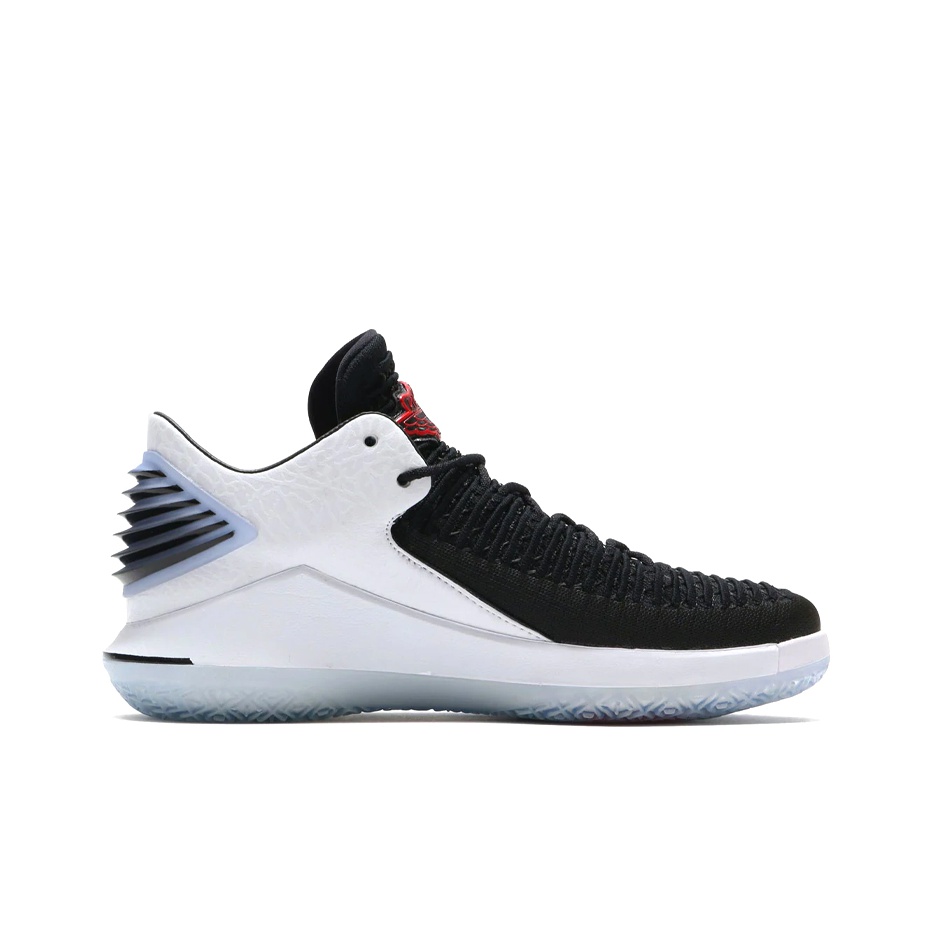 Air Jordan 32 Basketball Shoes Men Mid Top Black White Red POIZON