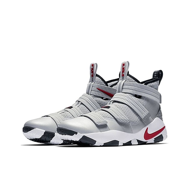lebron soldier 11 silver