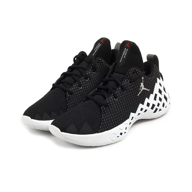 Jordan Jumpman Diamond Low Metallic Silver-2