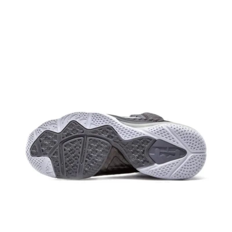 Nike LeBron 9 Cool Grey Men-3