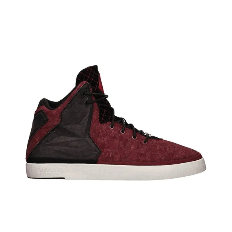 Nike LeBron 11 Nsw University Red-1