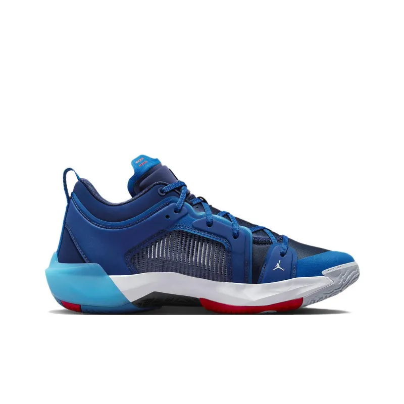 Air Jordan 37 Low 'Fraternity'-1