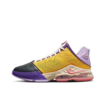 Nike LeBron 19 Low 'Mismatch'