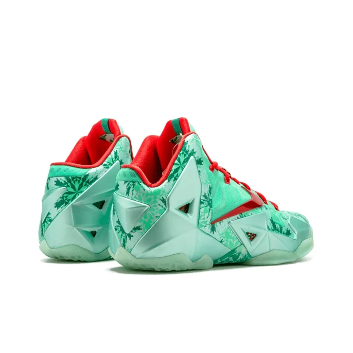 Nike LeBron 11 'Christmas'-2