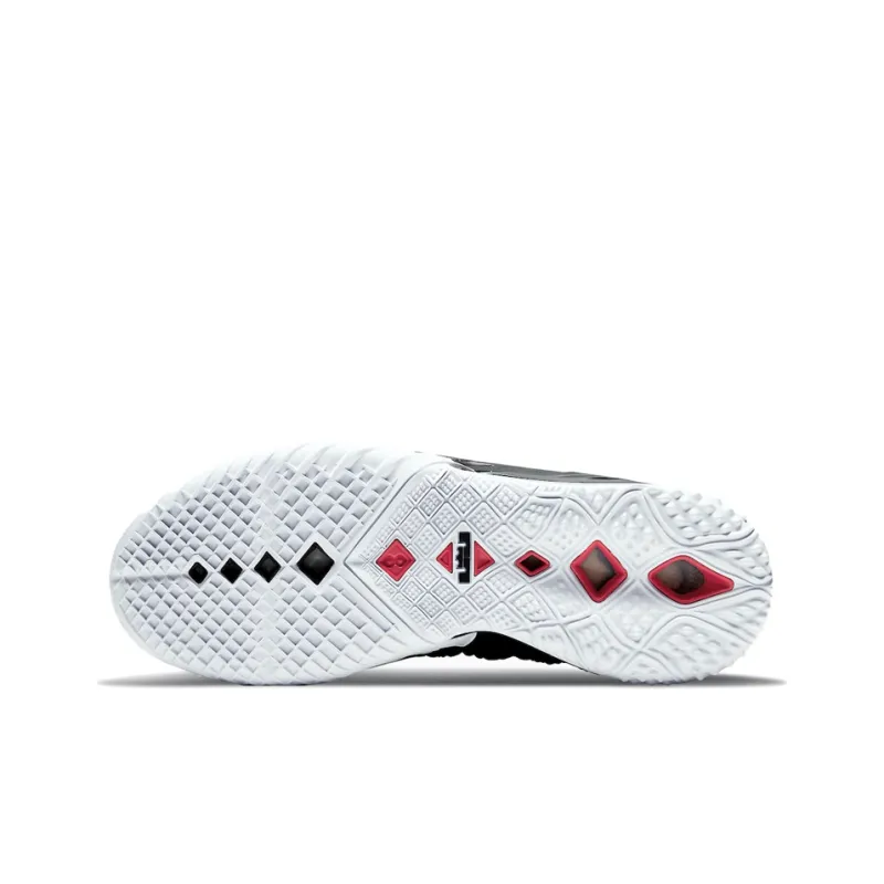 Nike LeBron 18 Bred-5