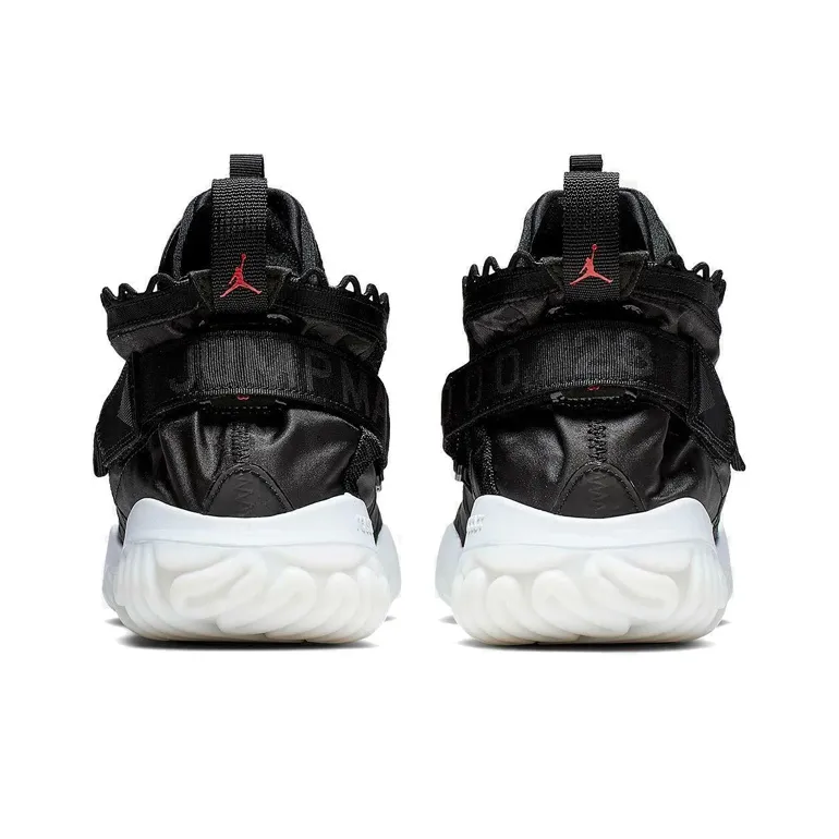 JORDAN Proto React Black White-4