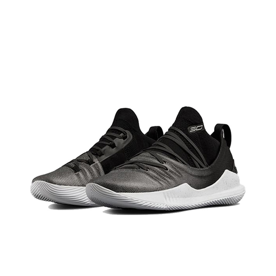 black and white curry 5