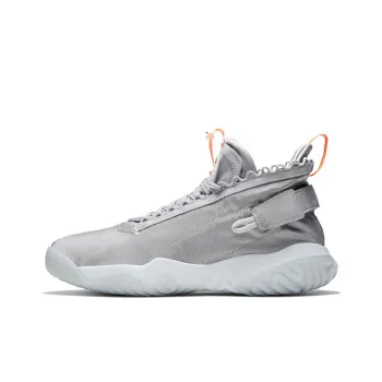 JORDAN Proto React Wolf Grey Total Orange
