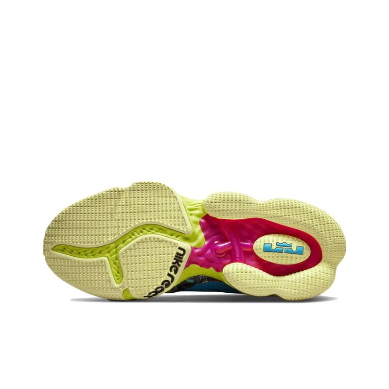 Nike LeBron 19 Low LeBronival-5