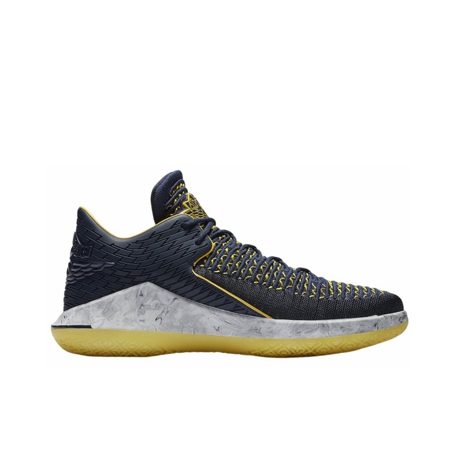 Jordan university of michigan air jordan xxxii low basketball shoes online