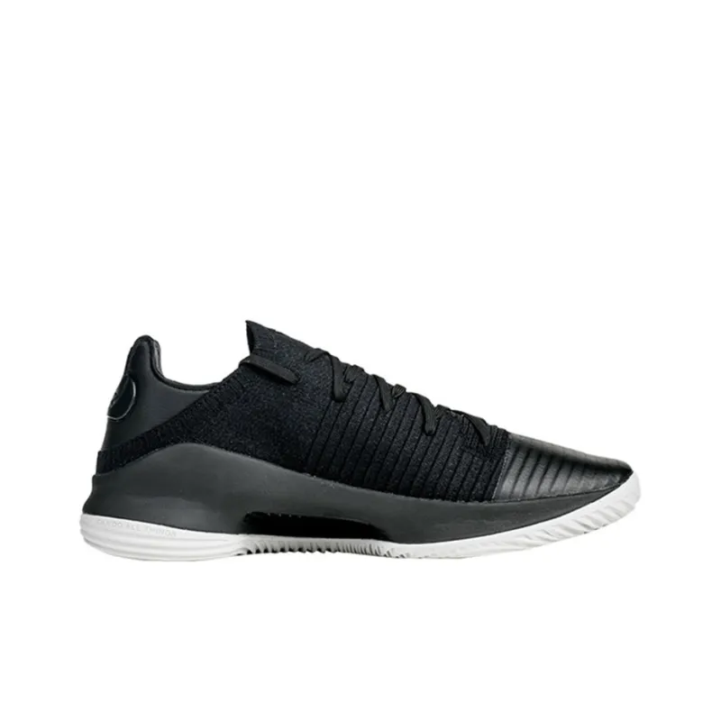 Under Armour Curry 4 Low 'Black'-1