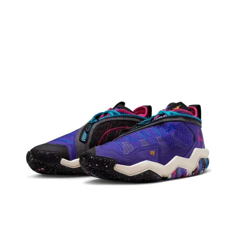 Images of the Air Jordan 8 'Taxi' Have Emerged