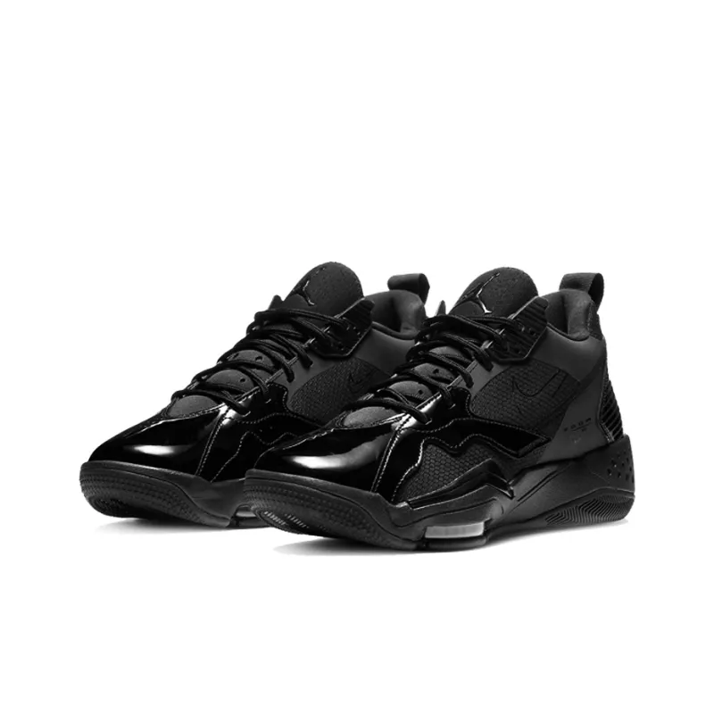 JORDAN Zoom 92 Triple Black-2