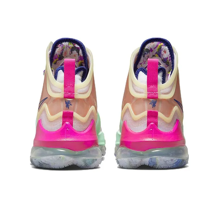 Nike LeBron 19 'Valentine's Day'-4